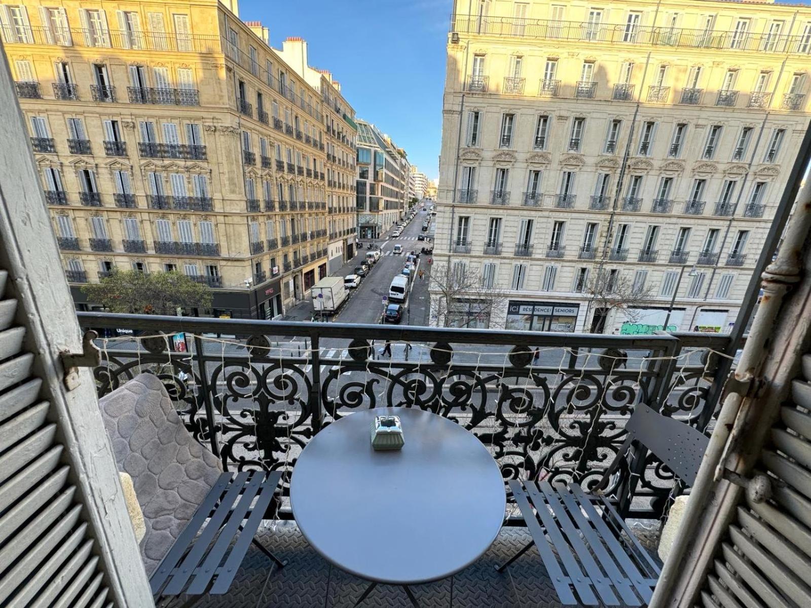 Appartemment Rue De La Republique, Joli Et Moderne Au Coeur Du Centre Marseille Bagian luar foto